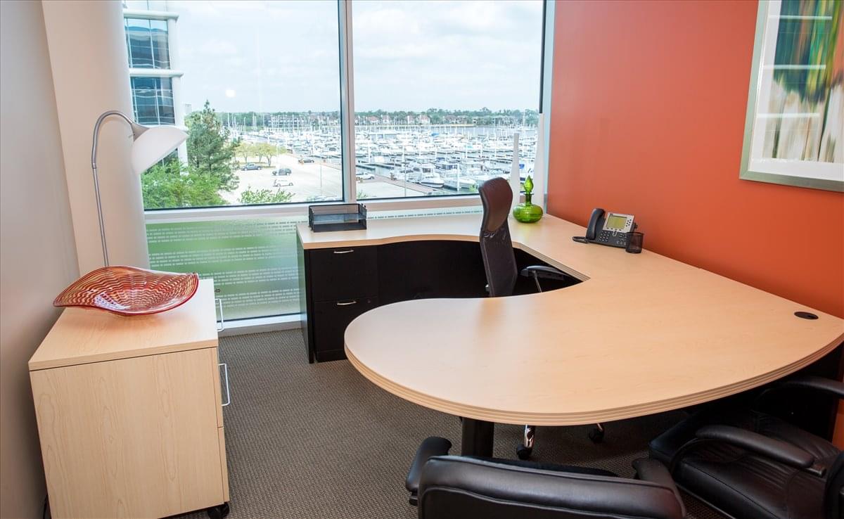 South Shore Harbour Center, 2600 South Shore Blvd Office Space - League City