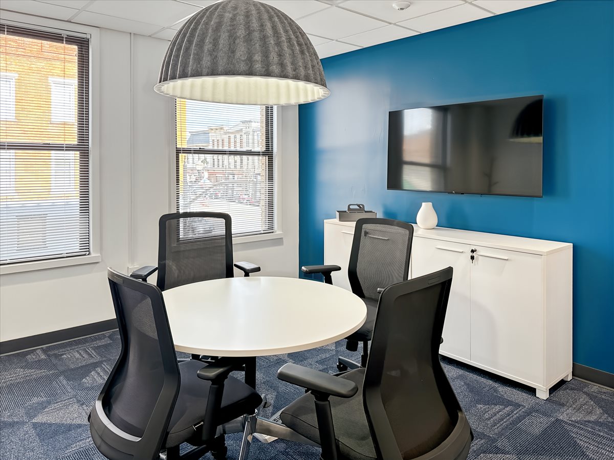 1 W Winter St., Suite 200 Office Images