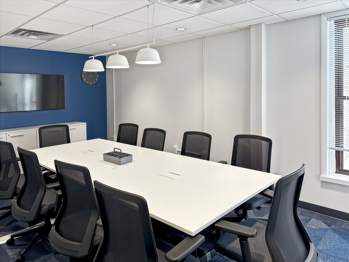 1 W Winter St., Suite 200 Office Images