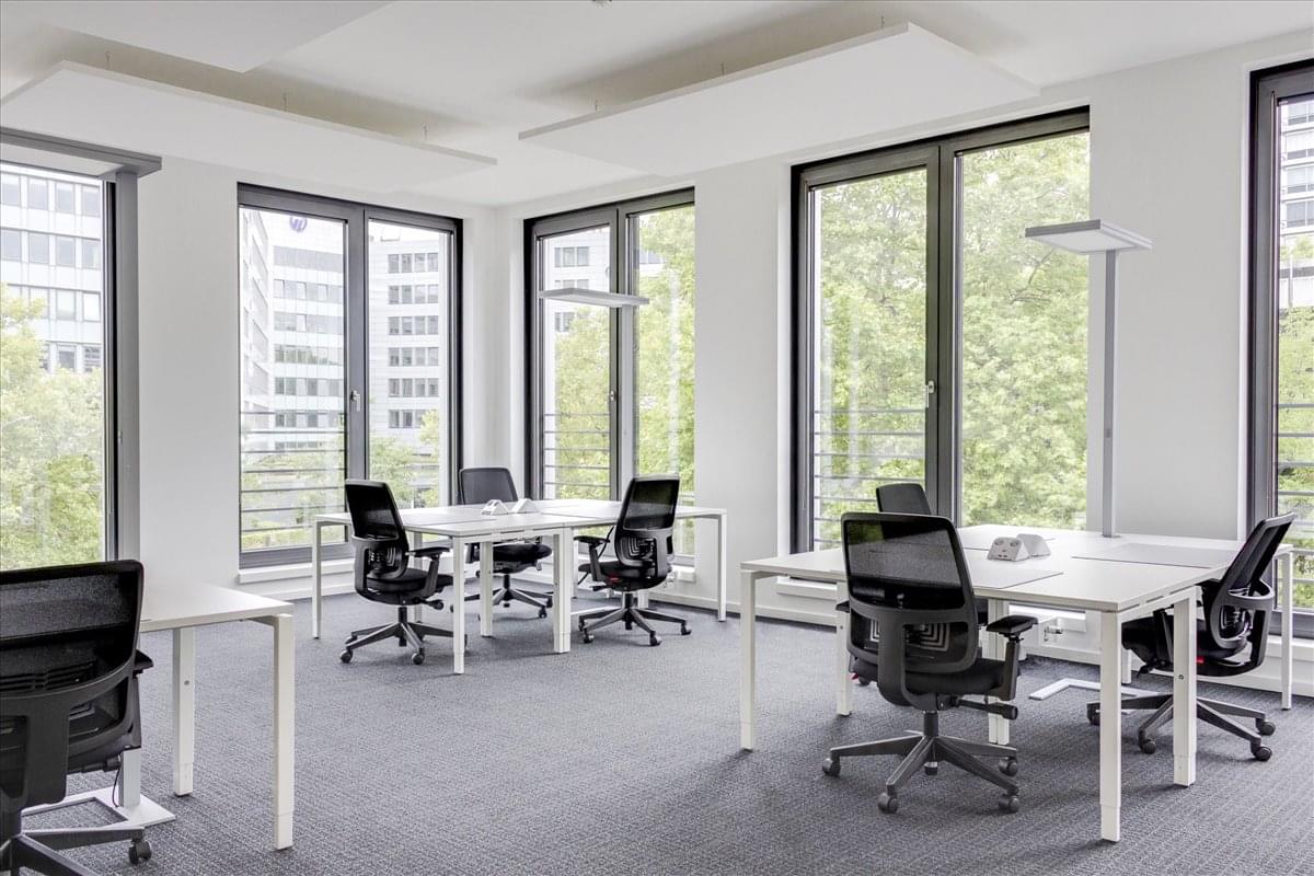 118 County Road, 1st and 2nd Floor Office Images