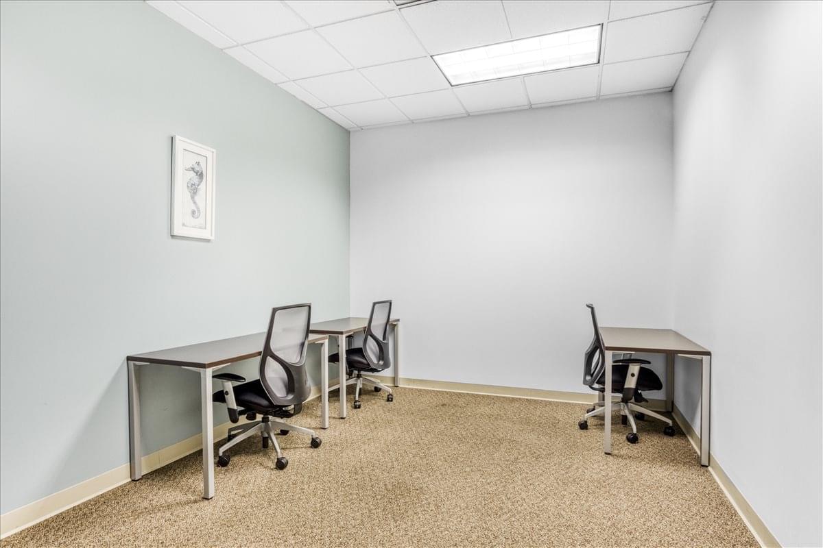 950 S Pine Island Rd Office Images