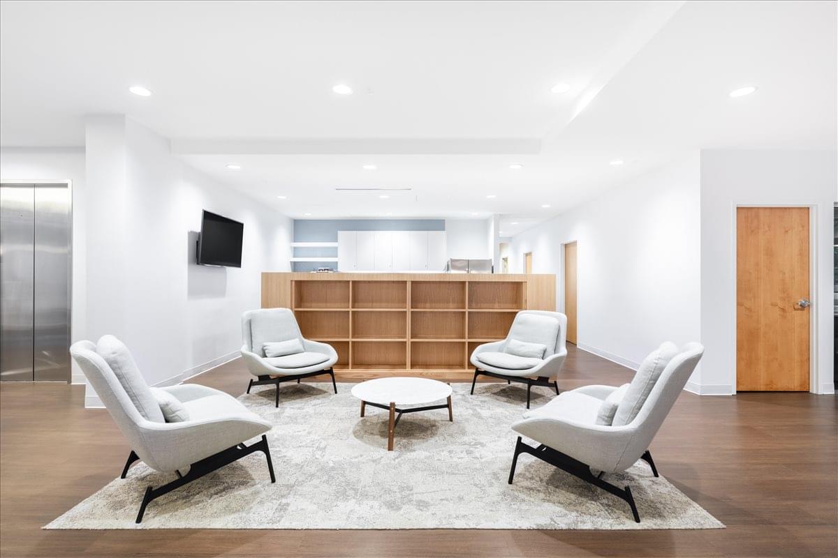 4555 Mansell Rd, Alpharetta Office Space - Atlanta