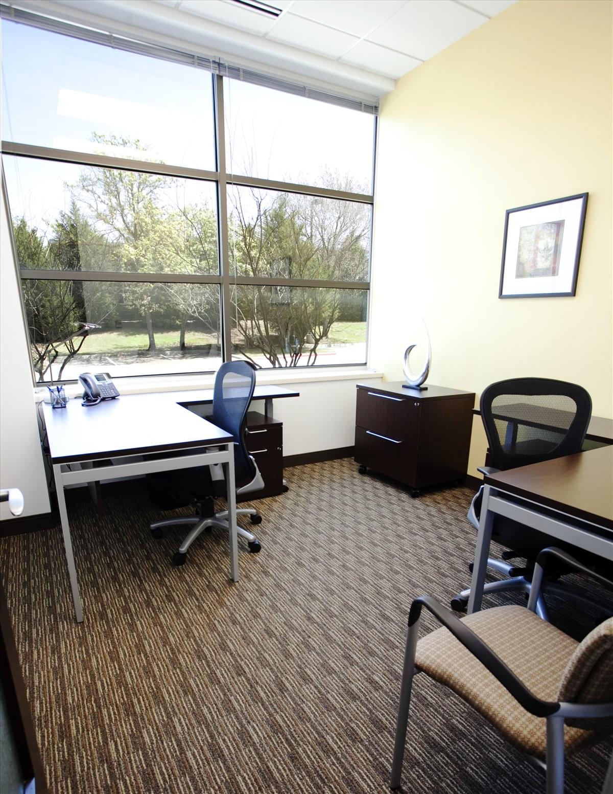 950 E State Hwy 114 Office Images