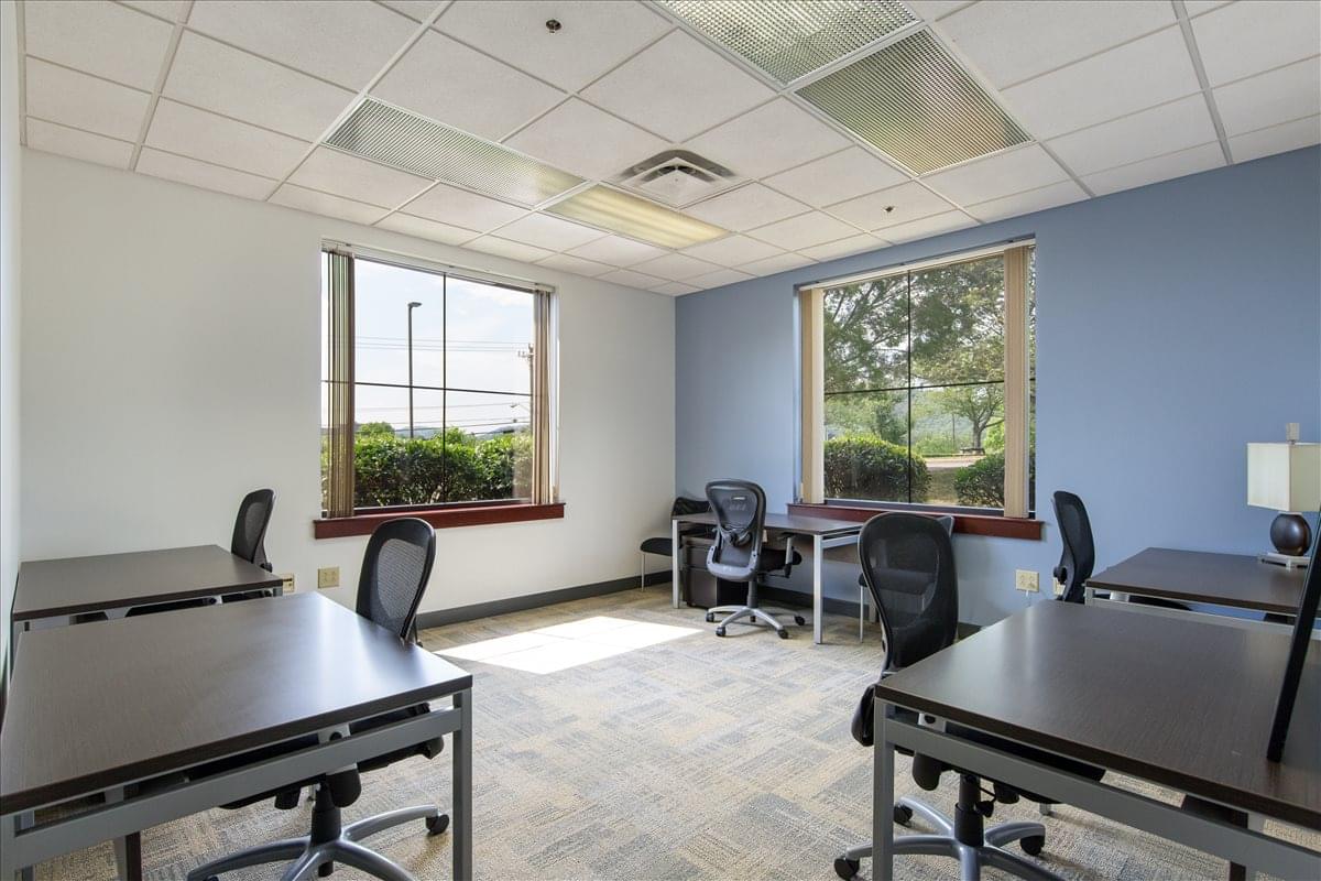 Brentwood Center, 9005 Overlook Blvd Office Space - Brentwood