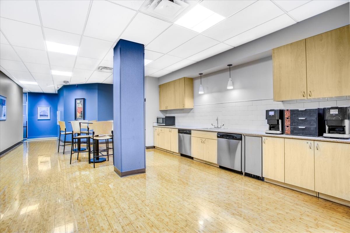 100 Chesterfield Business Pkwy Office Space - Chesterfield