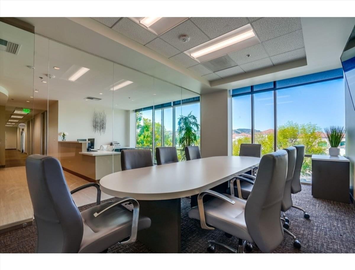 Westlake Corporate Plaza, 2625 Townsgate Rd Office Space - Westlake Village