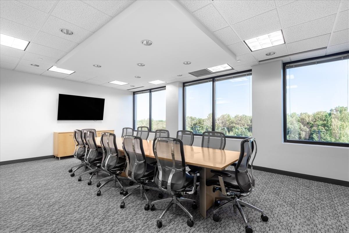 University Executive Park, 301 McCullough Dr Office Space - Charlotte