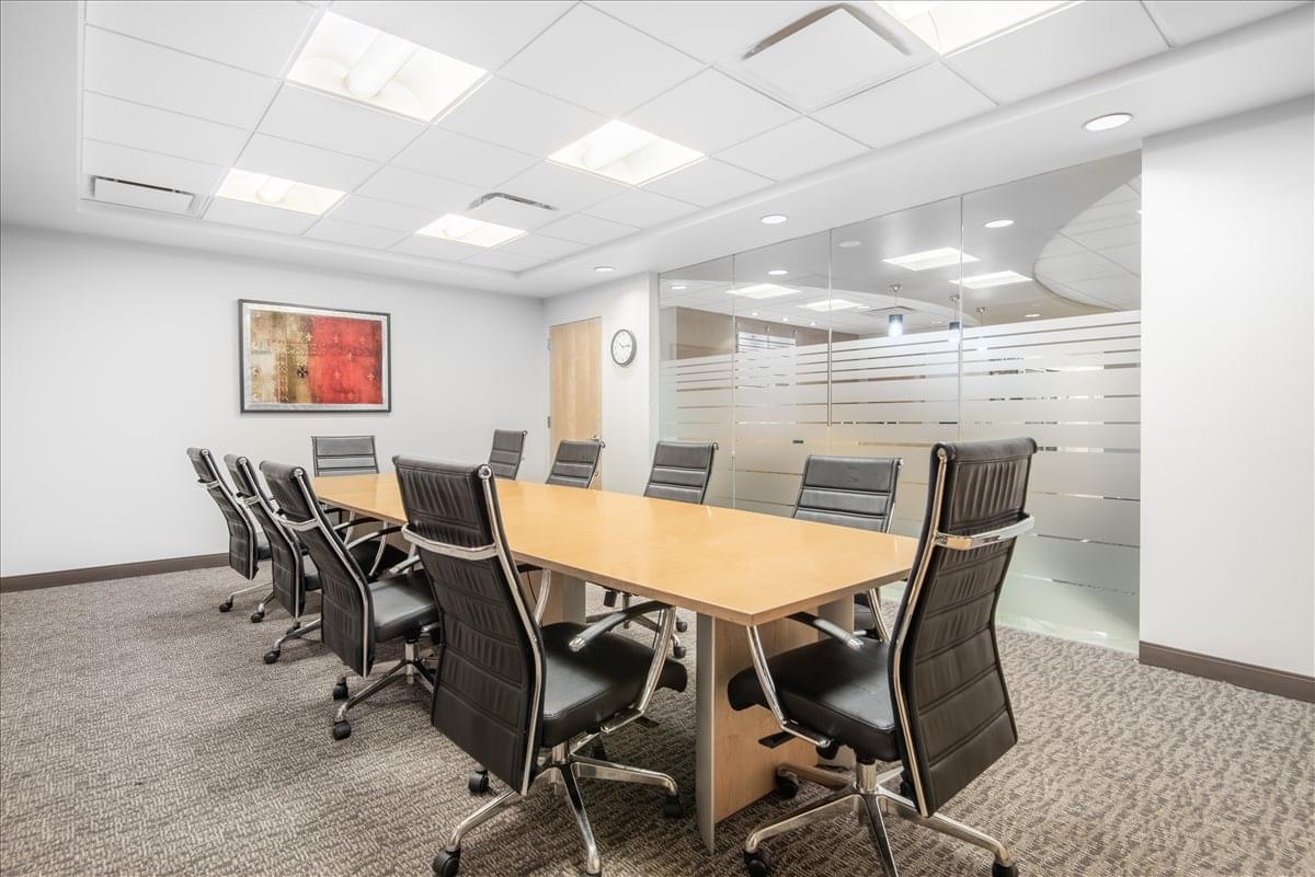 500 West Putnam Avenue Office Images