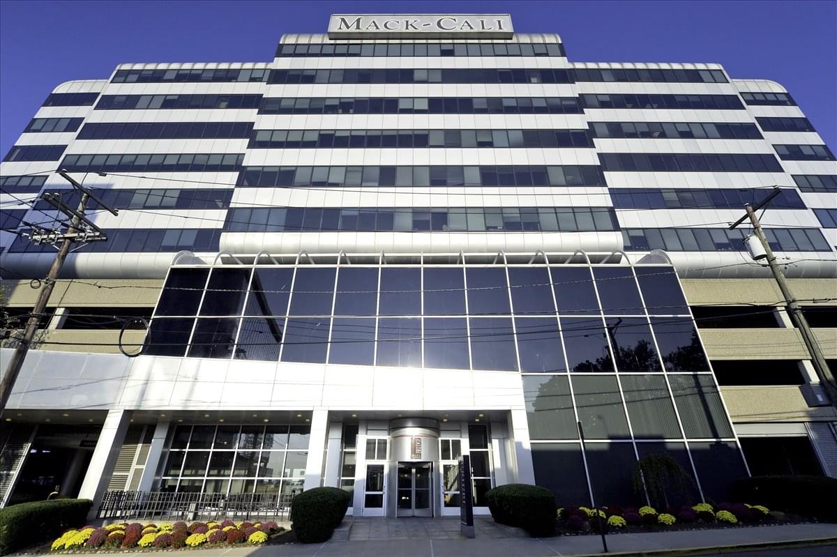 1 Bridge Plaza, N Central Rd, Linwood Office Space - Fort Lee