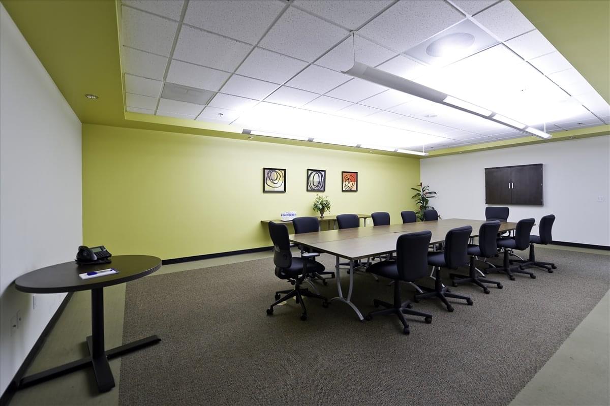 Cal Twin Towers, 4900 California Ave, Tower B-210 Office Space - Bakersfield