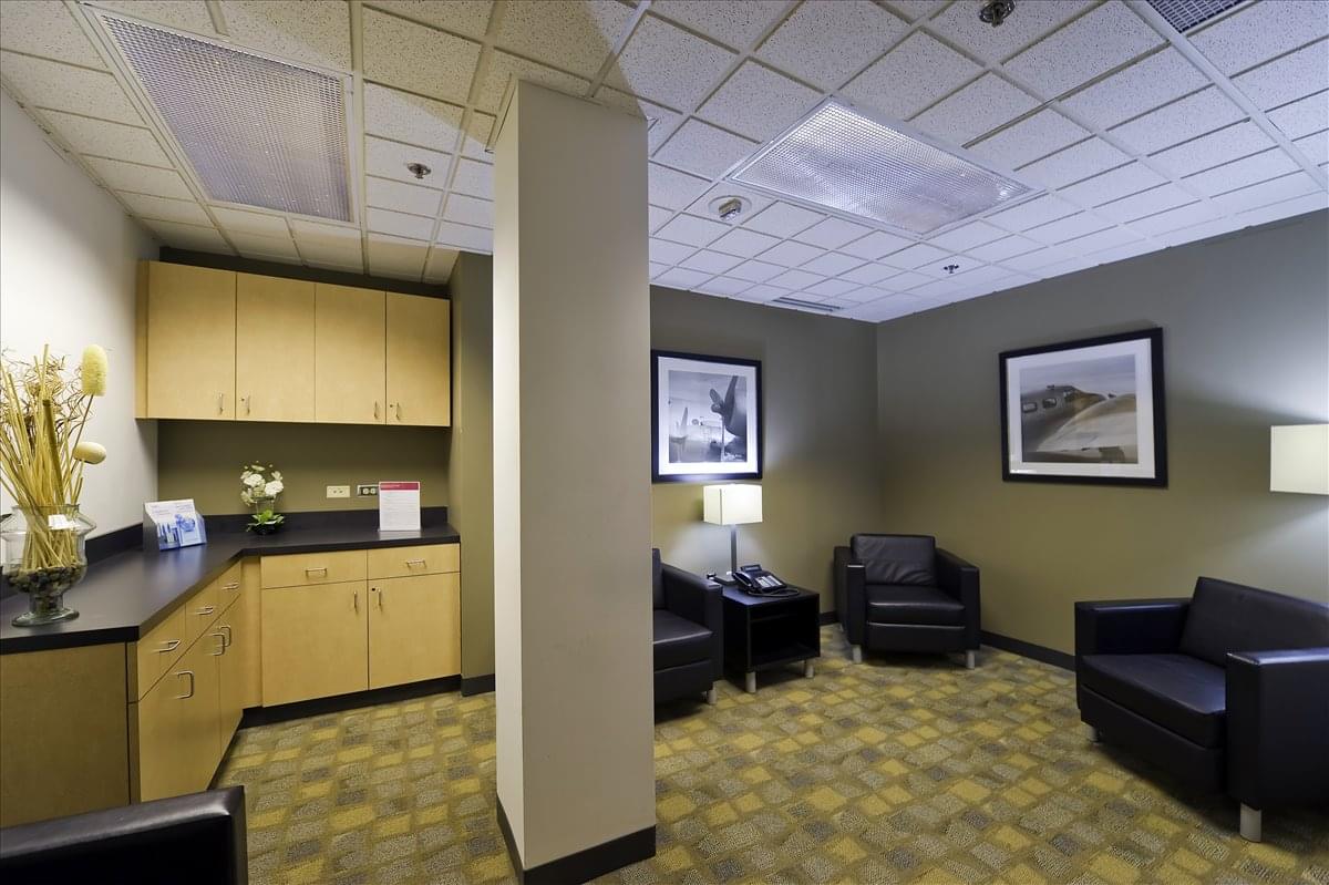 Crystal Glen, 39555 Orchard Hill Pl, Pavilion Court Office Space - Novi