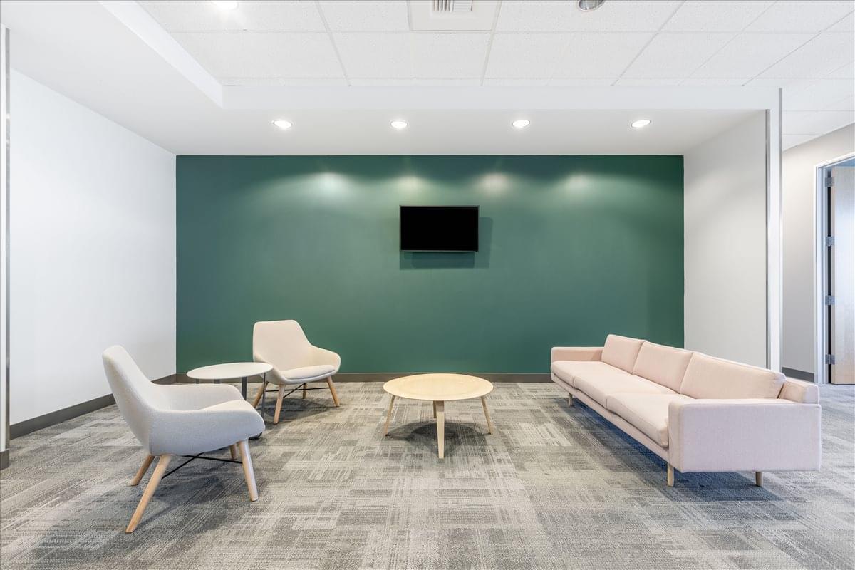 915 Highland Pointe Dr, Highland Reserve Office Space - Roseville