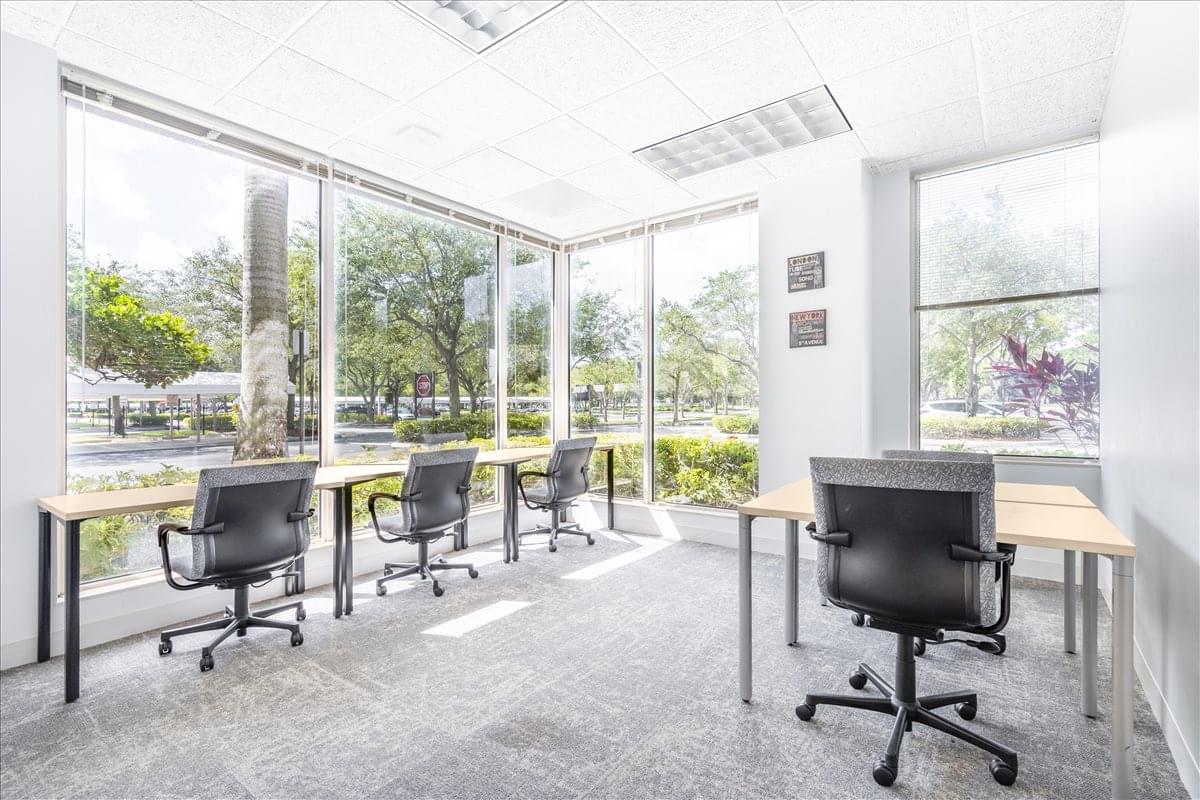 Crossroads Business Park, 8201 Peters Rd Office Space - Plantation