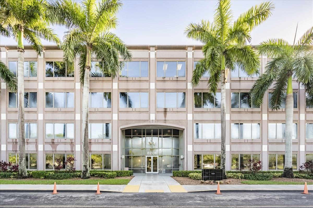 Crossroads Business Park, 8201 Peters Rd Office Space - Plantation