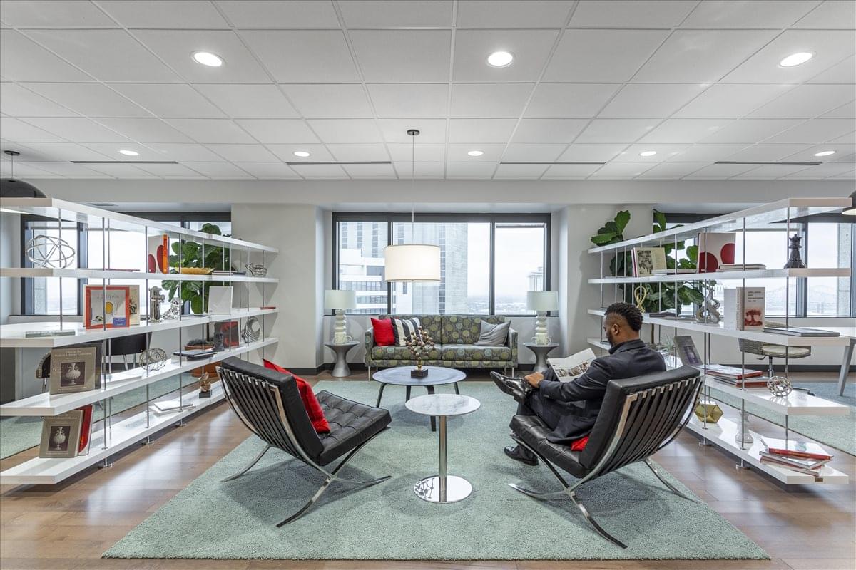 201 St Charles Avenue, Central Business District Office Space - New Orleans