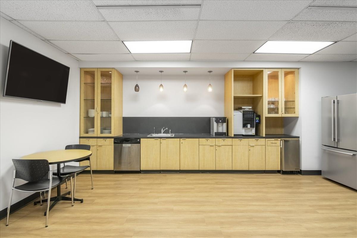 Corporate Woods Office Park, 9393 West 110th St Office Space - Overland Park