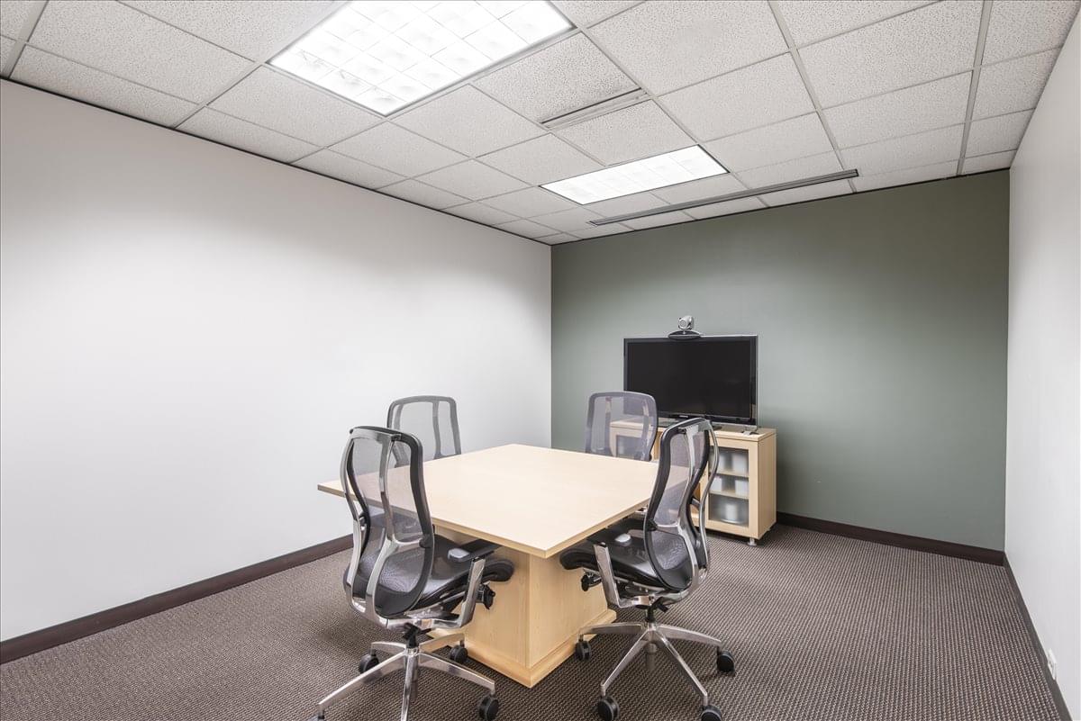 2000 Town Center, Southfield Town Center Office Images