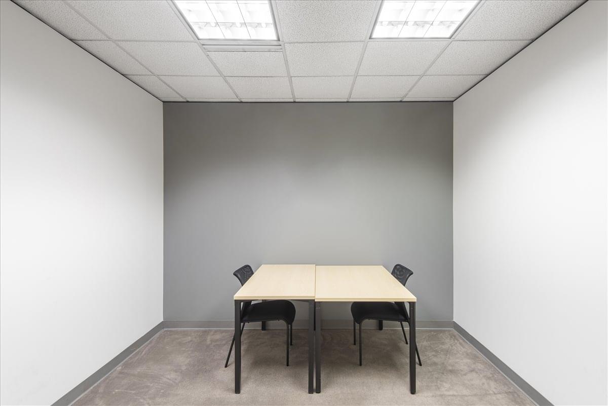 2000 Town Center, Southfield Town Center Office Images