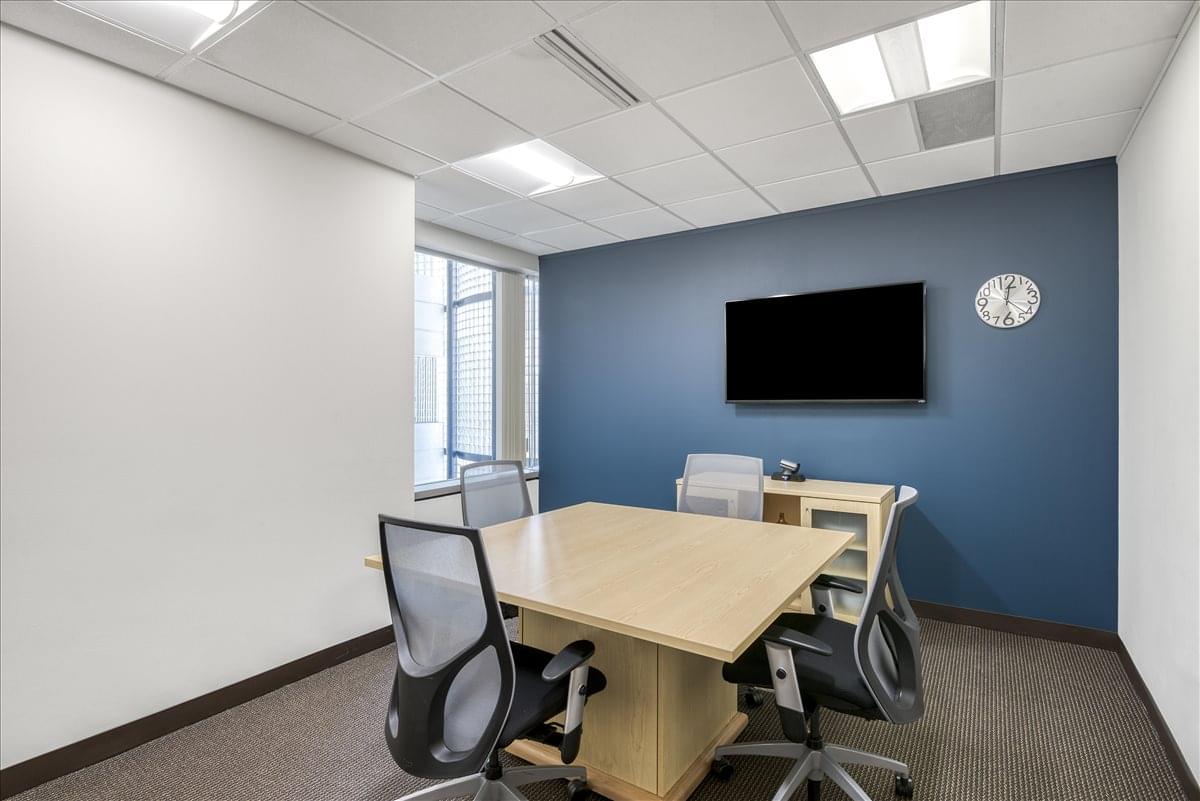 Liberty Center, 100 W Big Beaver Rd Office Space - Troy