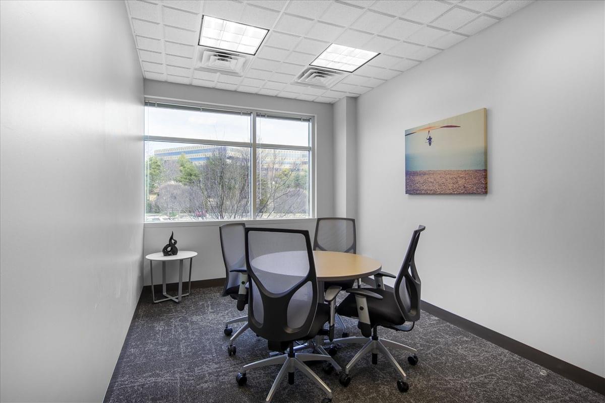 2550 Meridian Blvd Office Images