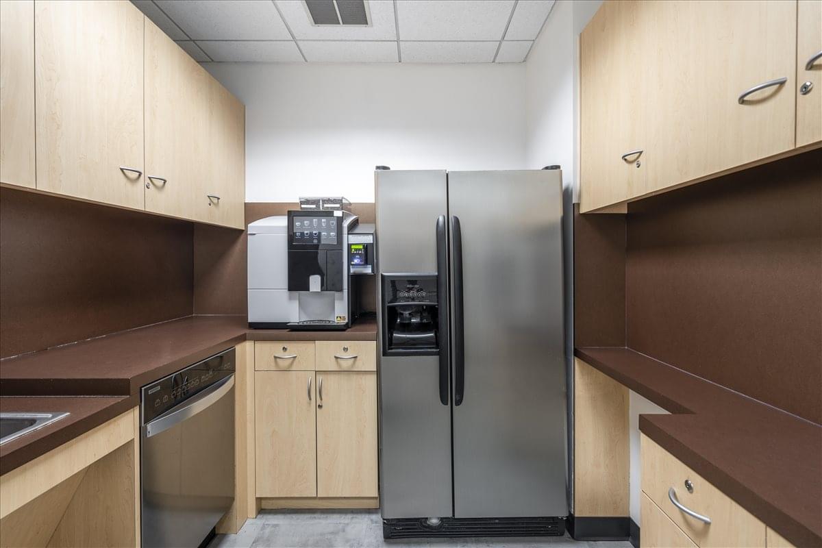 One Gateway Center, Newark Central Business District Office Space - Newark