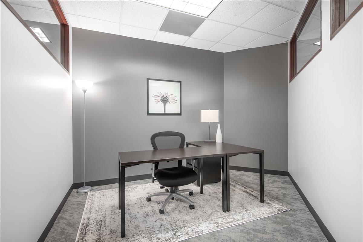 Odell Plaza, 525 North Tryon St Office Space - Charlotte