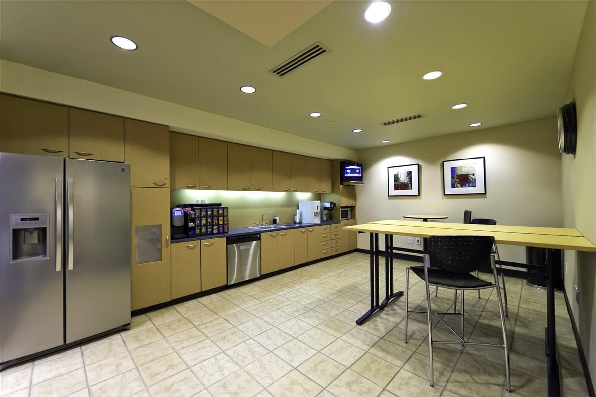Chagrin Highlands Center, 2000 Auburn Drive, One Chagrin Highlands Office Space - Beachwood