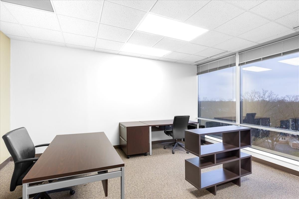 Towers of Kenwood, 8044 Montgomery Road, Kenwood/West Chester Office Images