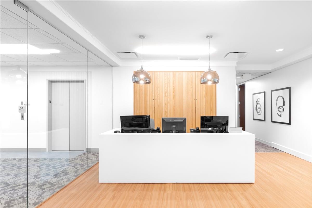 Towers of Kenwood, 8044 Montgomery Road, Kenwood/West Chester Office Space - Cincinnati