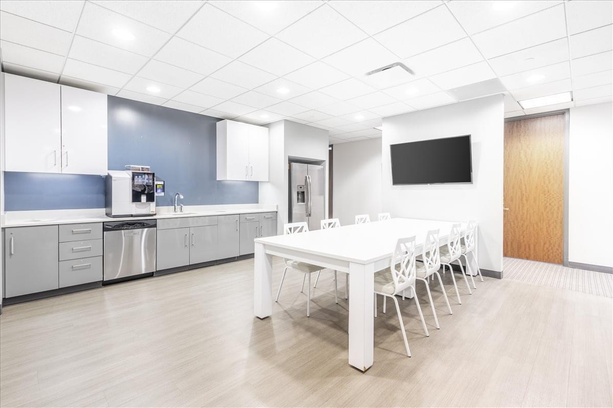 Fifth Third Center, 600 Superior Avenue, 13th Fl, Downtown Office Space - Cleveland