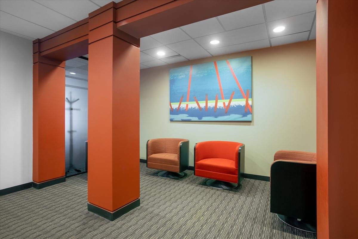 One Crosswoods, 100 E Campus View Blvd Office Space - Columbus