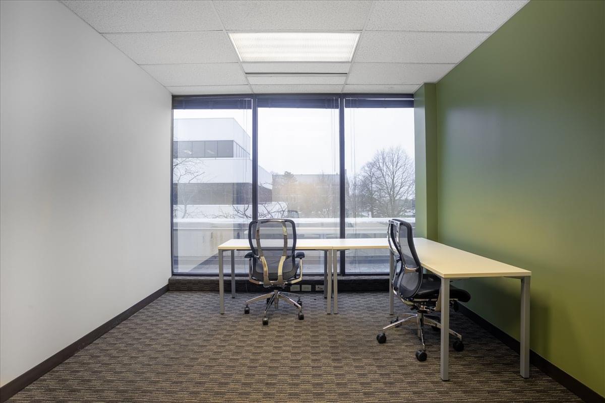 One Crosswoods, 100 E Campus View Blvd Office Space - Columbus