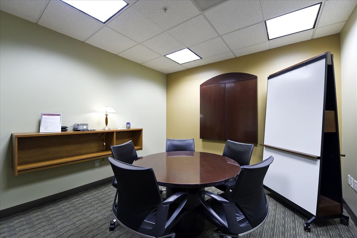 Kruse Center, 4800 Meadows Rd, Walluga Office Space - Lake Oswego