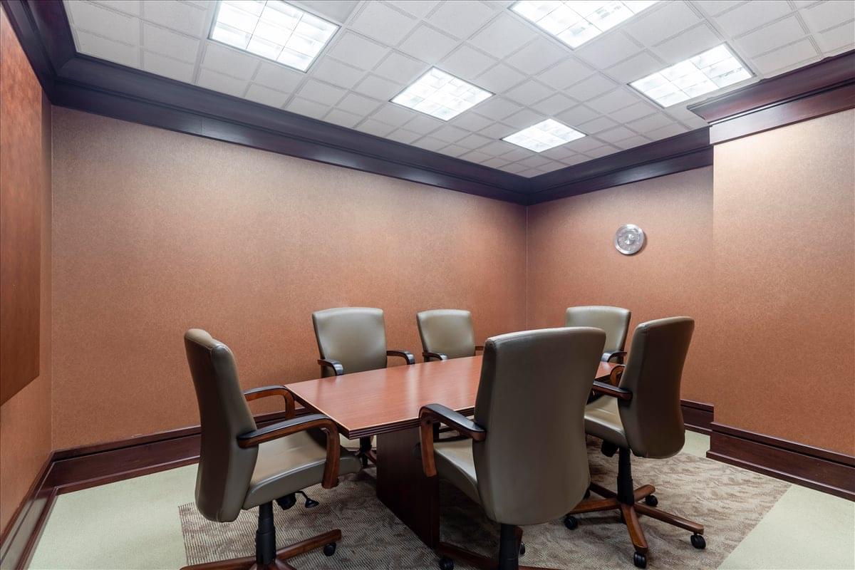 Sterling Pointe, 303 Perimeter Center N, Dunwoody Office Space - Atlanta