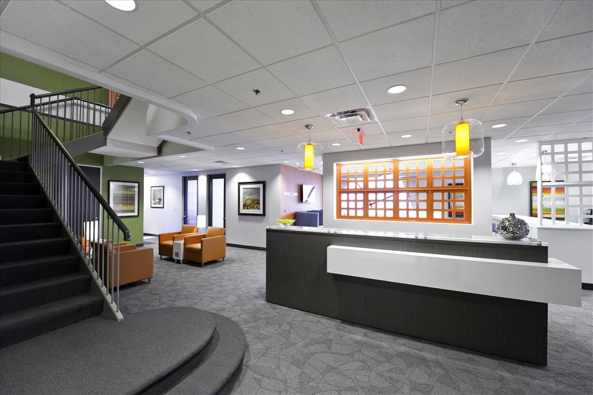 Dominion Tower, 999 Waterside Dr Office Images