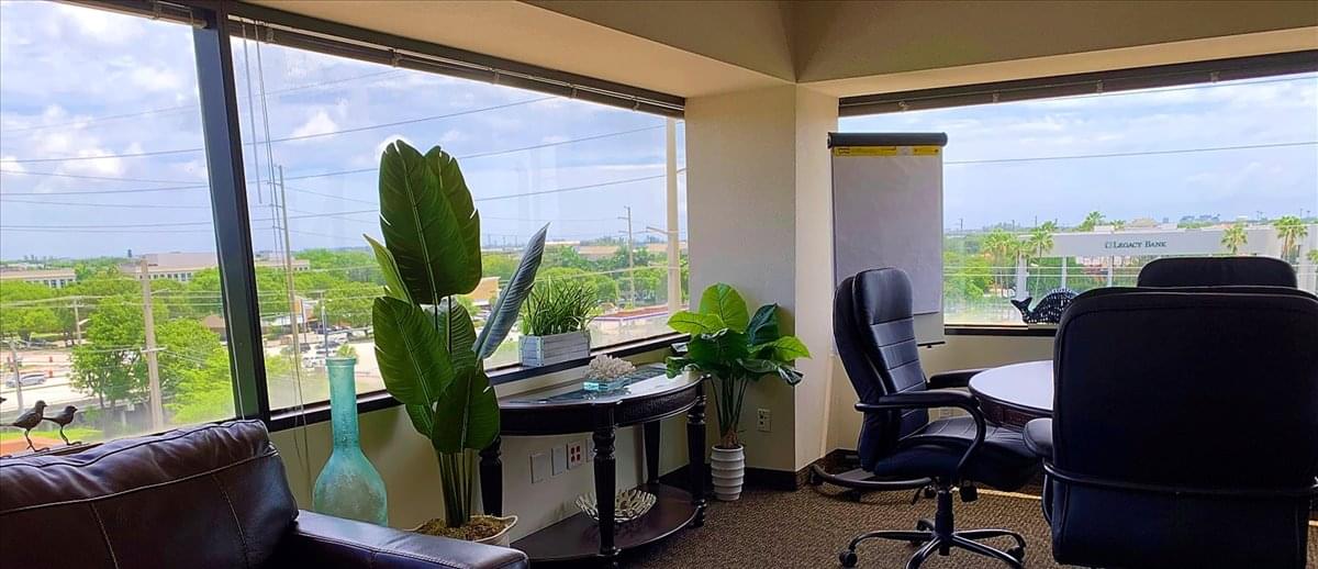 Boca Financial Plaza, 5550 Glades Rd Office Space - Boca Raton