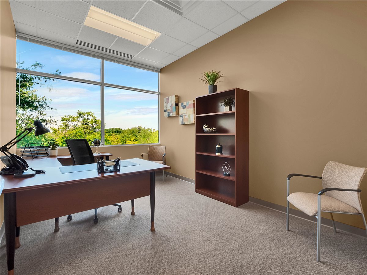 1540 International Pkwy Office Space - Lake Mary