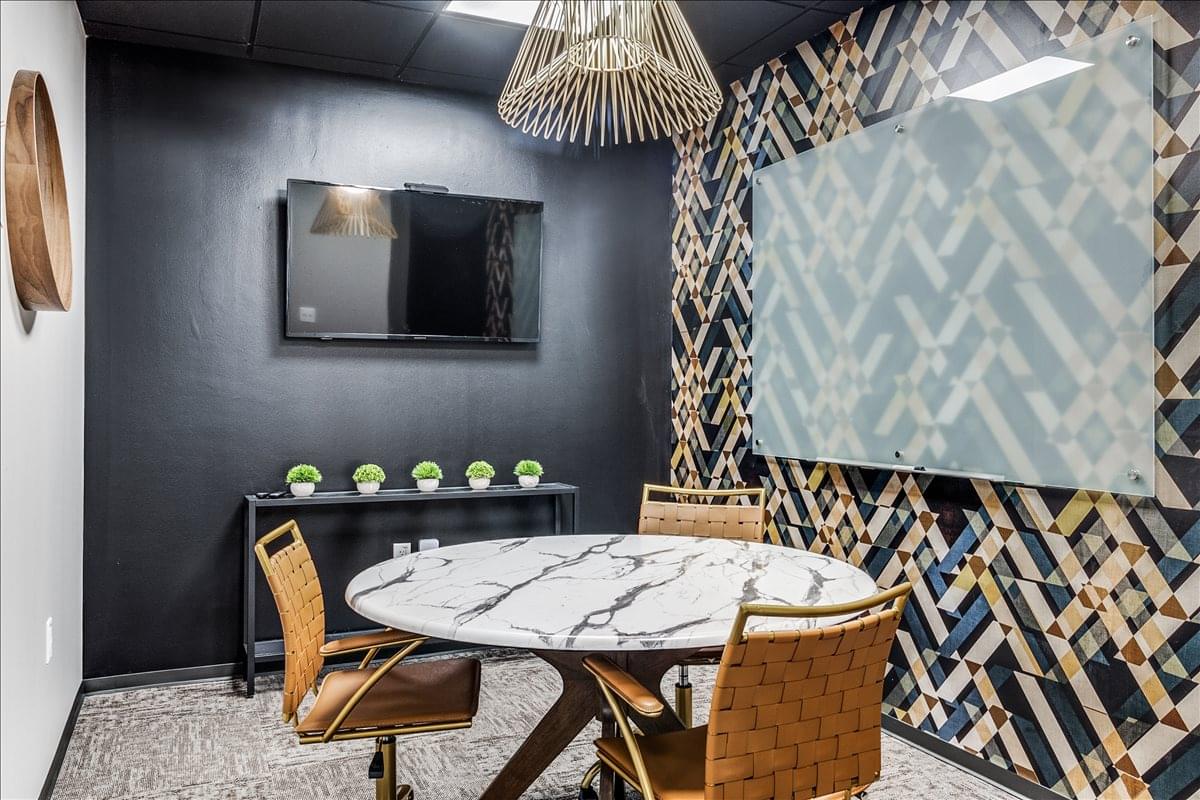 Six Sixty At The Crossing, 6060 N Central Expy Office Space - Dallas