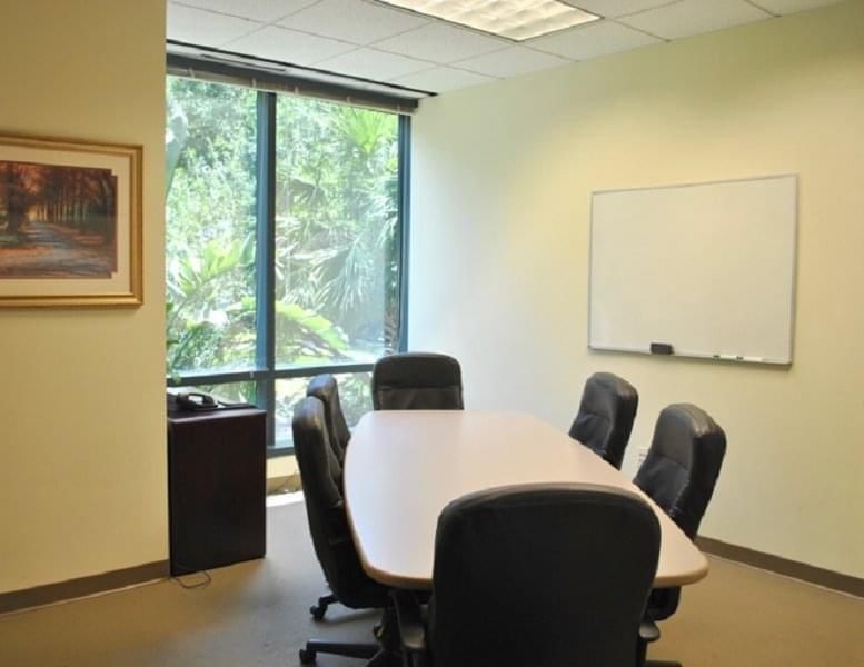 Highland Oaks, 10150 Highland Manor Drive Office Space - Tampa