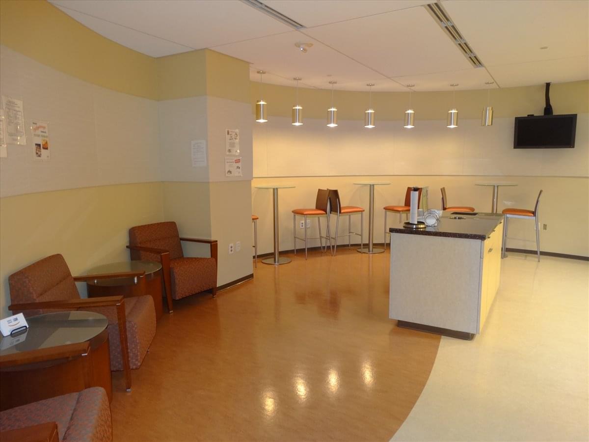 Friendship Heights Tower, 5425 Wisconsin Ave, Friendship Heights Office Images