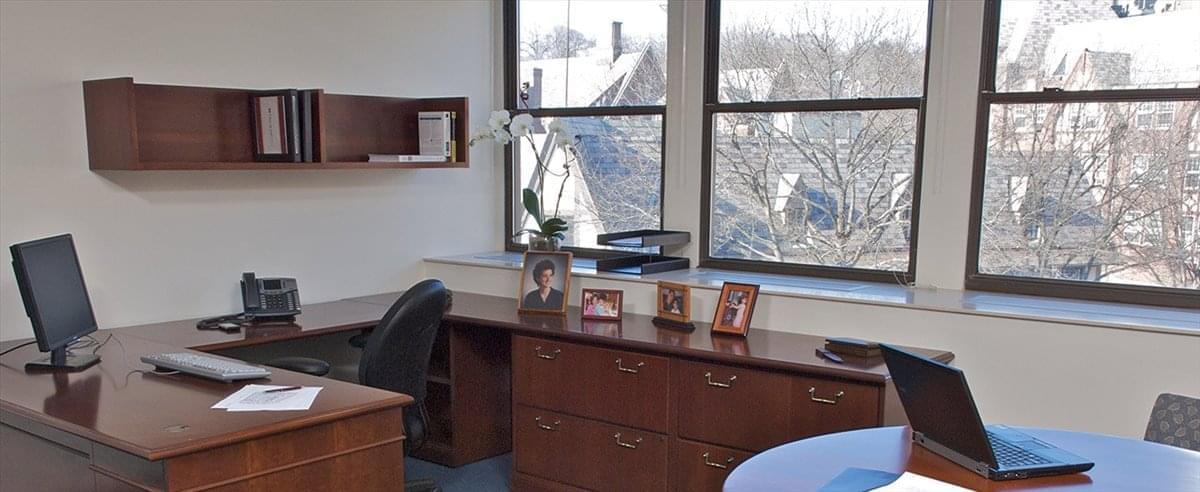 Photo of Office Space on 2 Overhill Road Scarsdale