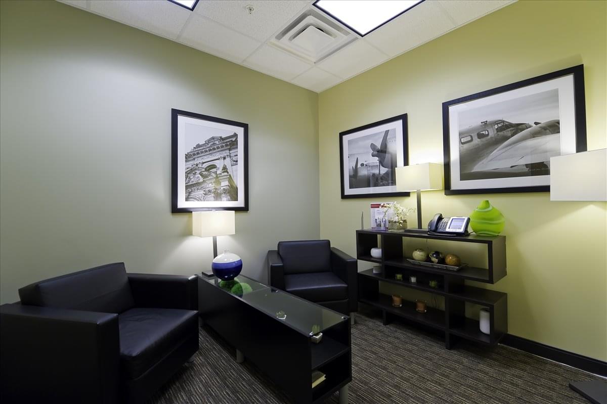 Pearland Town Center, 11200 Broadway St, Shadow Creek Ranch Office Space - Pearland