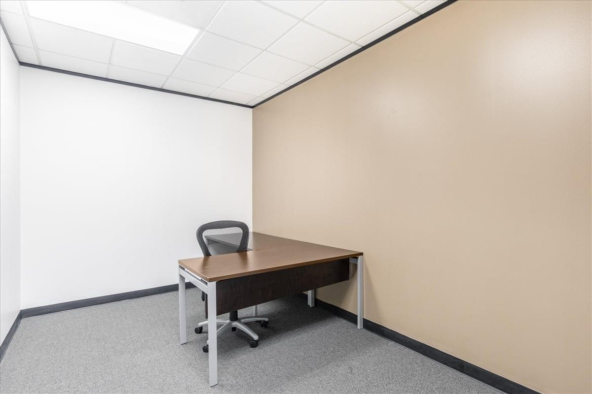 Wells Fargo Building, 13201 NW Fwy Office Space - Houston