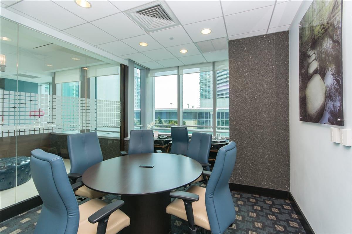 Brickell Arch, 1395 Brickell Avenue Office Space - Miami