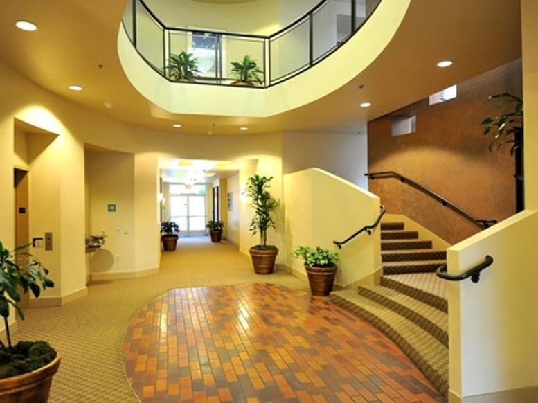 8215 SW Tualatin Sherwood Road Office Space - Tualatin