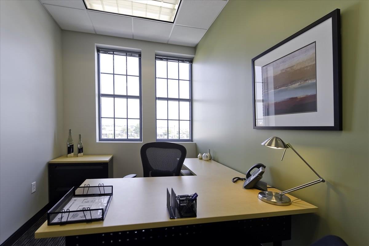 4410 E Claiborne Square, Coliseum Central Office Images