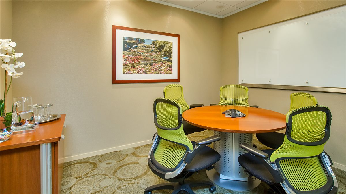 Four Embarcadero Center, 55 Clay St Office Images