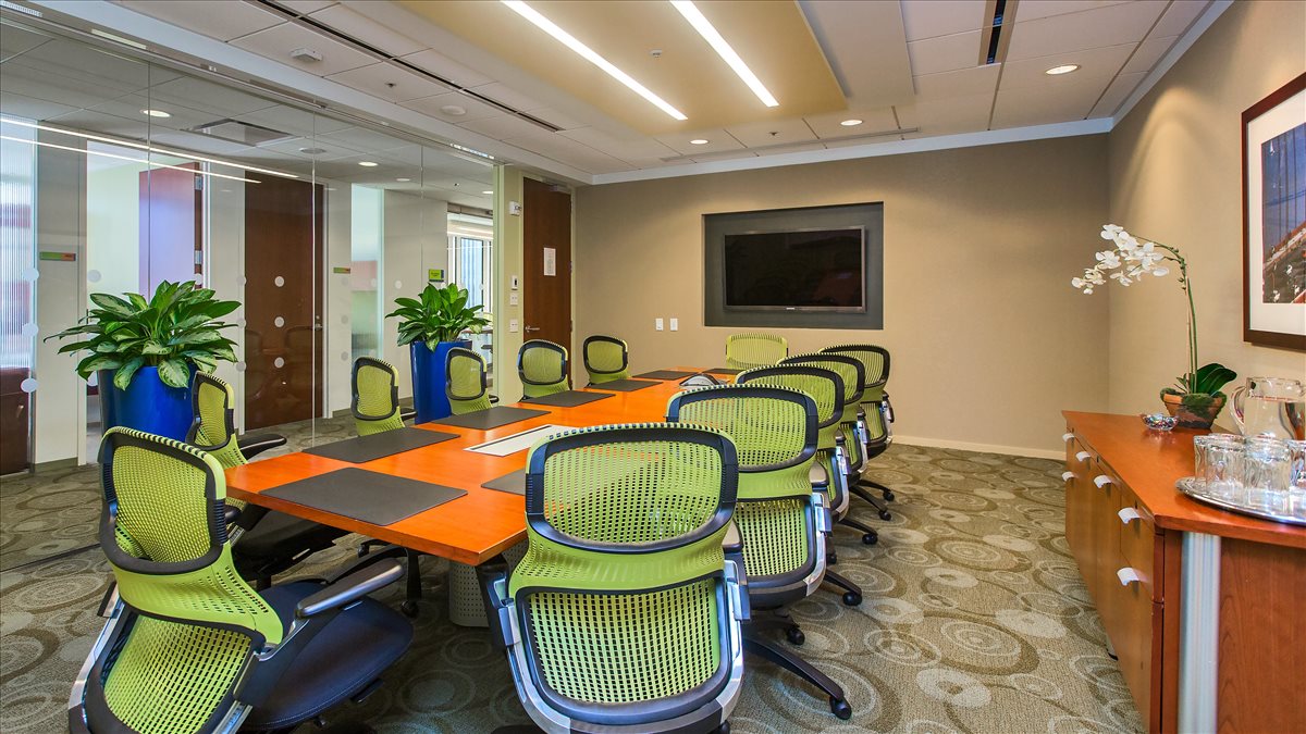 Four Embarcadero Center, 55 Clay St Office Images