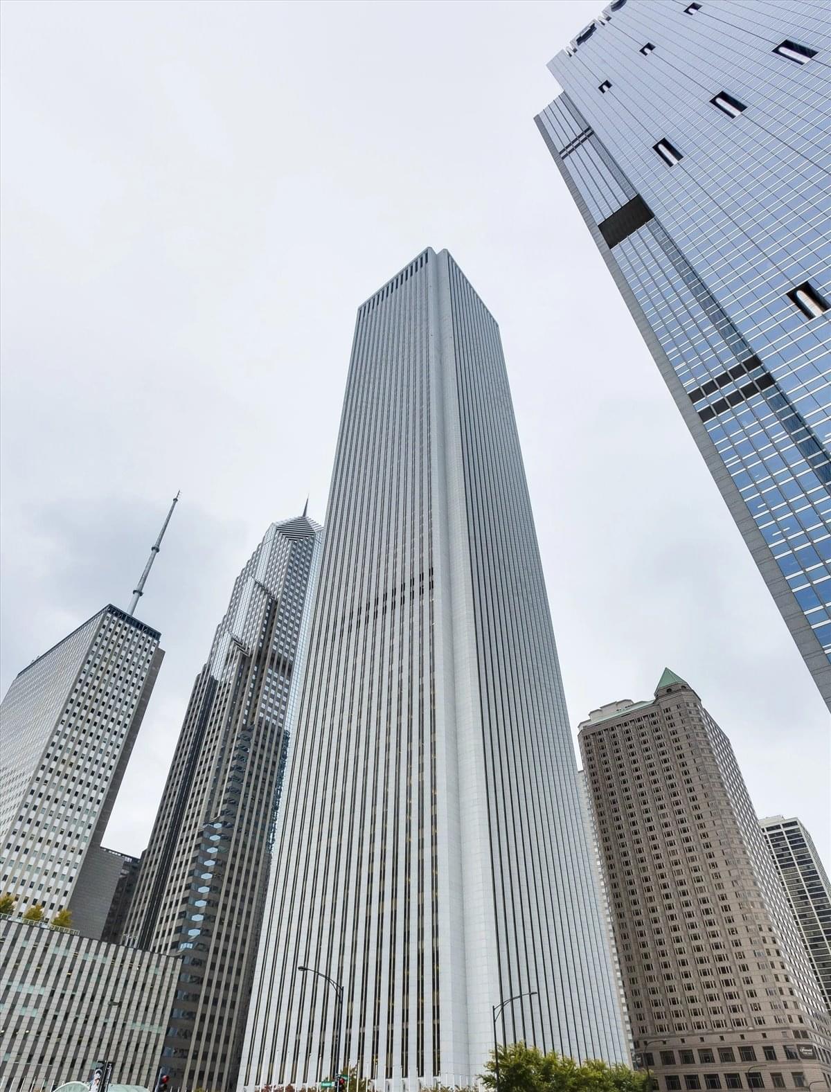 Aon Center, 200 E Randolph St, Chicago Loop Office Space - Chicago