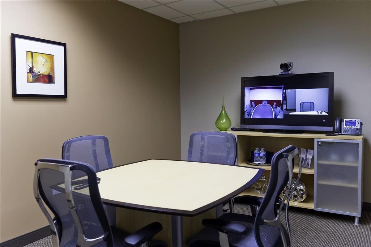 Old Orchard, 5250 Old Orchard Rd Office Space - Skokie